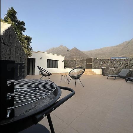 Bungalow Apartamento Sol Famara Ngoại thất bức ảnh